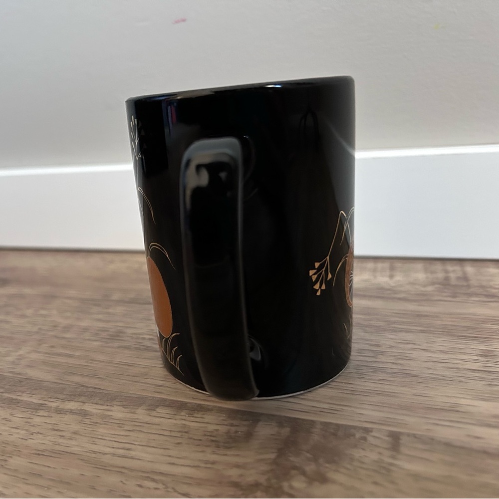 Mushroom botanical graphic black brown gold coffee mug tea trendy - Picture 5 of 10